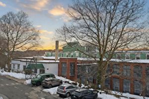 Close and save with beycome